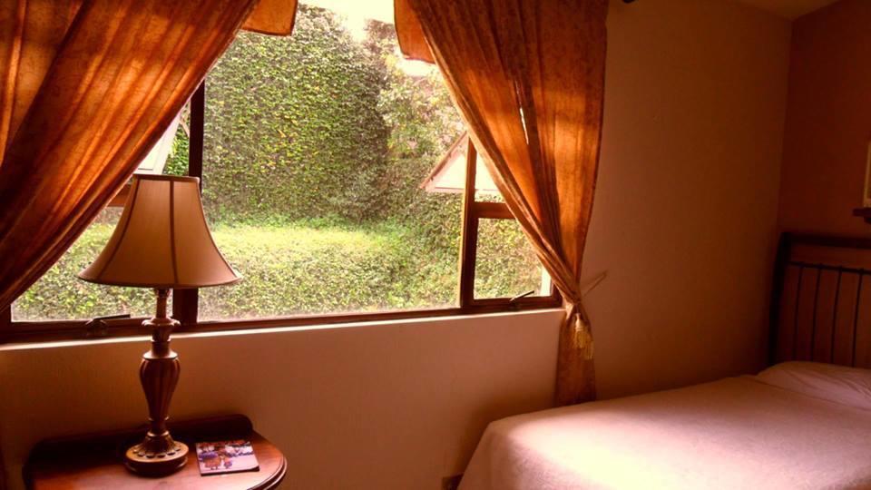 Hotel Casa Blanca Inn Guatemala City ภายนอก รูปภาพ